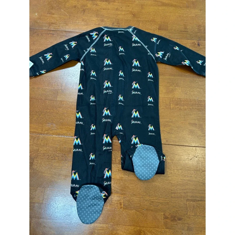 New Genuine Stuff Miami Marlins Pajamas Toddler 24M Black MLB Footed Sleeper